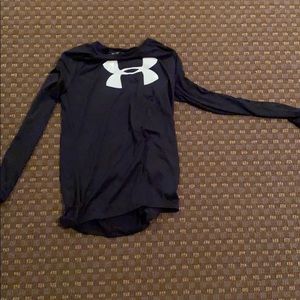 Girls long sleeve under armour shirt